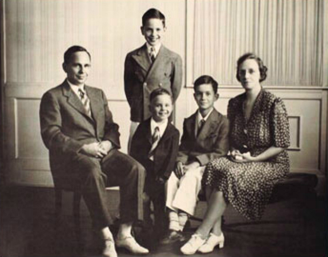 Family portrait of Henry B. Eyring, his siblings and parents