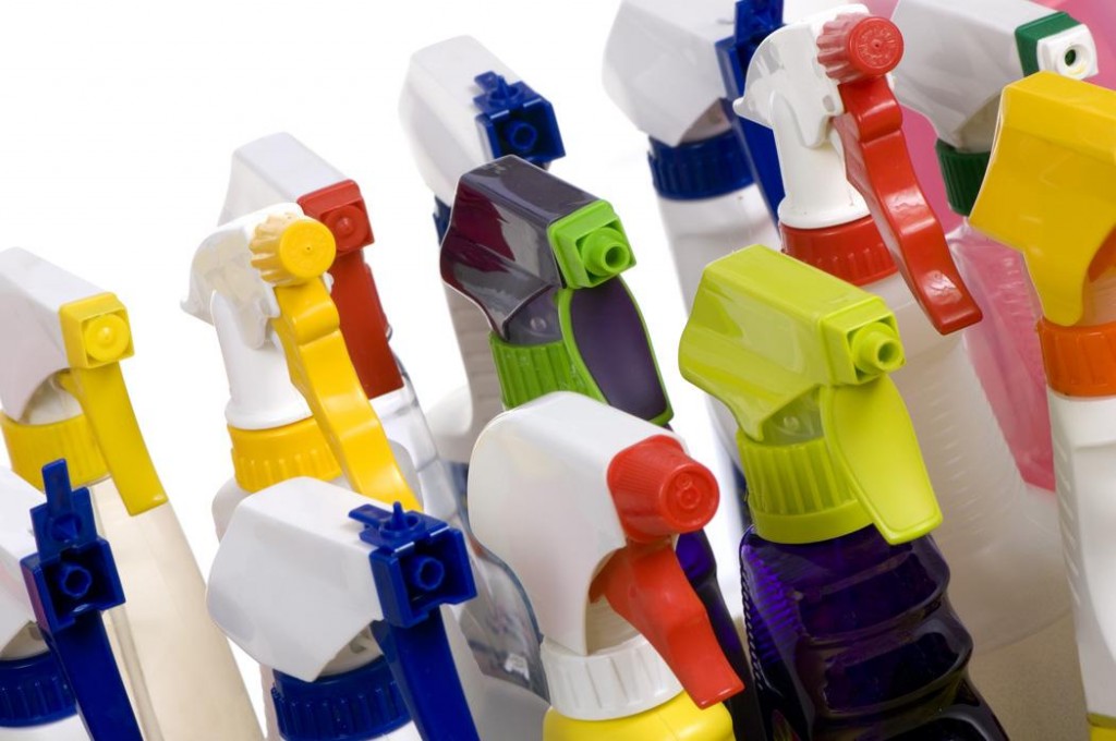 cleaning spray bottles