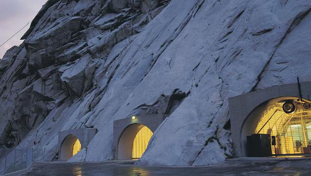 Granite Vault