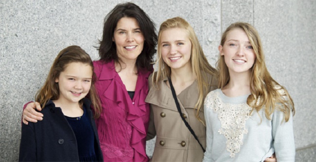 Woman and Girls Prepare to go to Conference