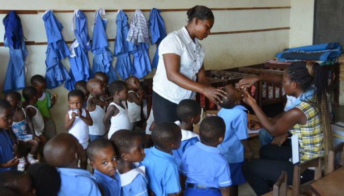 Ghana Children kick Polio