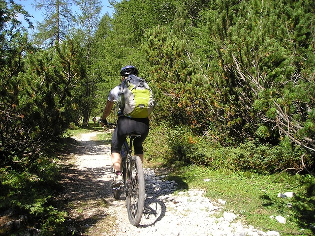 BYUI Student biking a local mountain biking trail