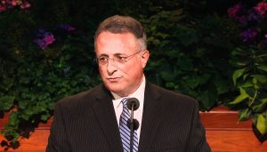 Elder Soares speaking 