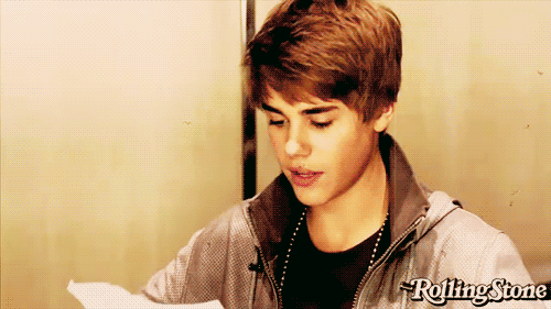 Justin Bieber reads letter