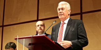 President Uchtdorf creates first stake in Czech Republic