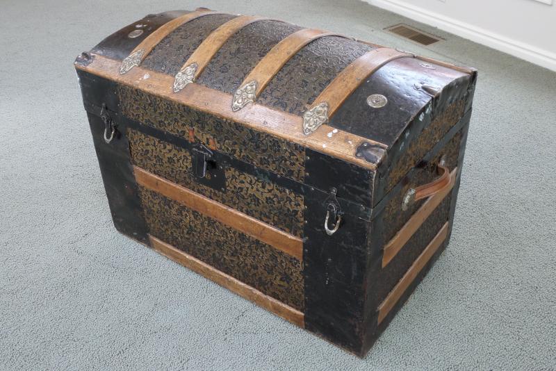 Trunk brought from England by Sarah Keep in 1866