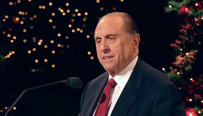 monson-christmas-devotional