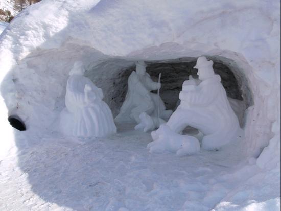 nativity in snow