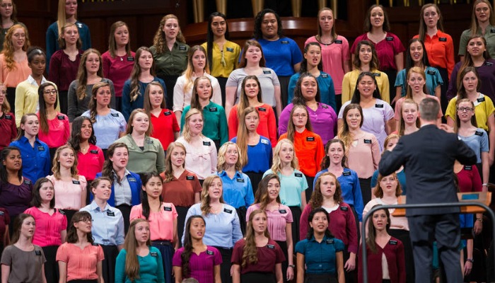 LDS sister missionaries choir