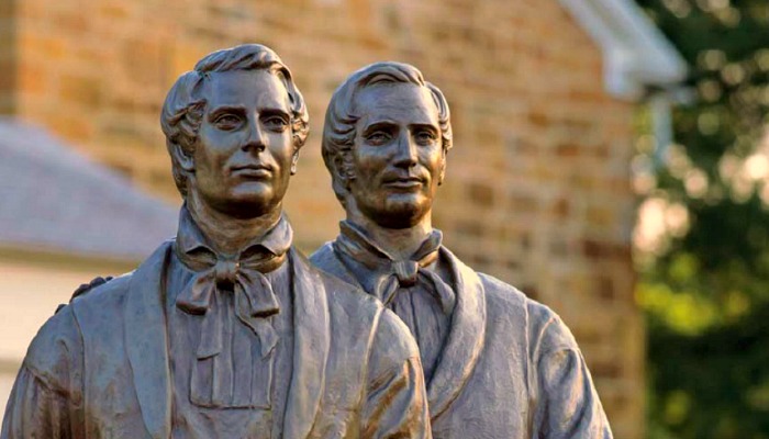 Joseph and Hyrum Smith