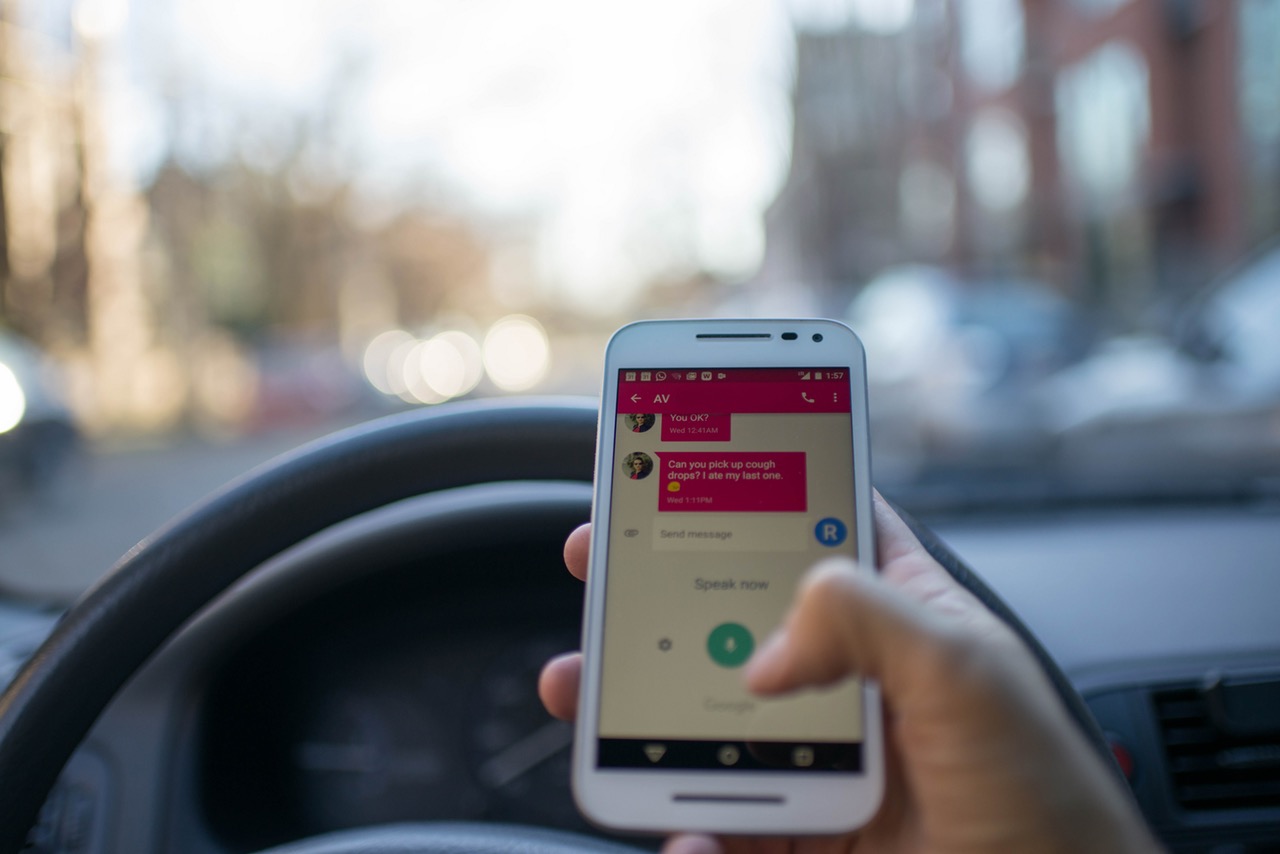 voice-to-text distracted driving