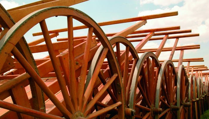 Pioneer handcarts lined up