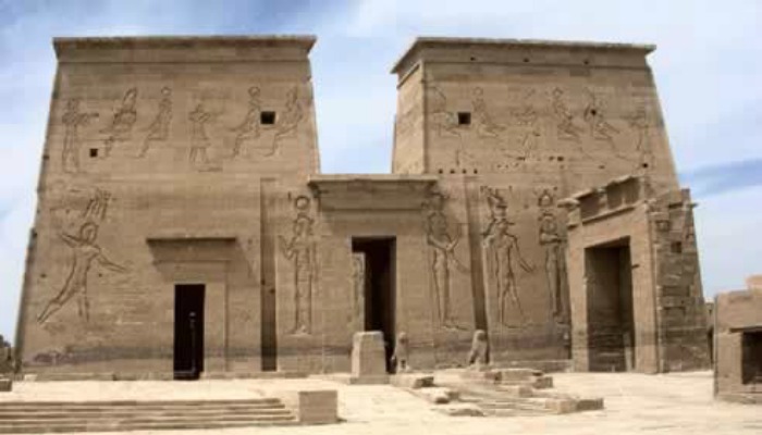 ancient egyptian temples inside