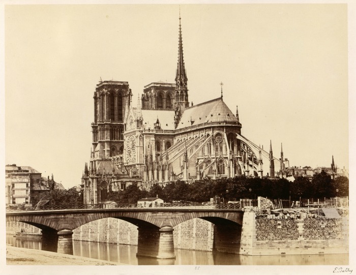 Édouard_Baldus,_Notre-Dame_(Abside),_1860s_-_Metropolitan_Museum_of_Art