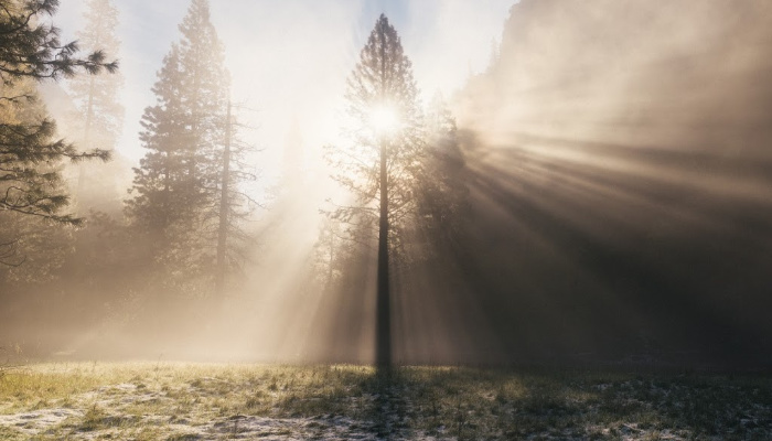 rays of sun through clouds