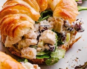 Turkey Salad Sandwiches