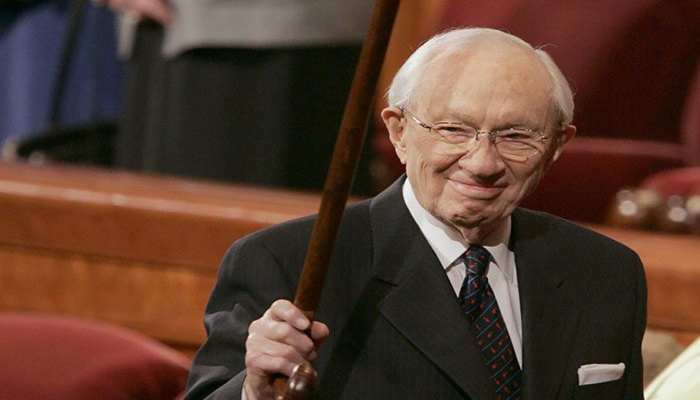 Gordon B. Hinckley, 15th President and Prophet of the LDS Church ...